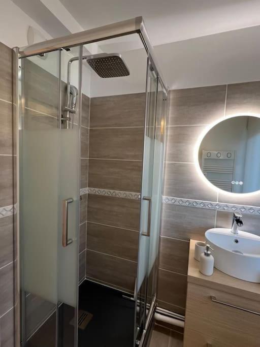 Appartement Proche Disneyland Coulommiers Exterior photo